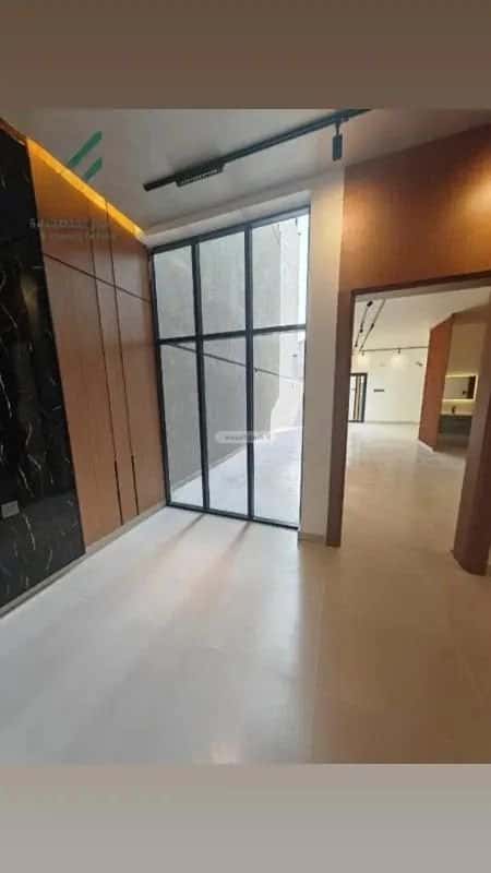 فيلا 7 غرف في الرانوناء 5