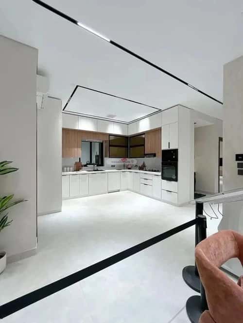 5 bedroom apartment in Ayn Al Khayf 7
