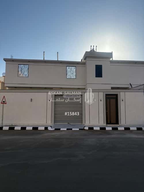 5 bedroom floor in Sikkat Al Hadeed 4