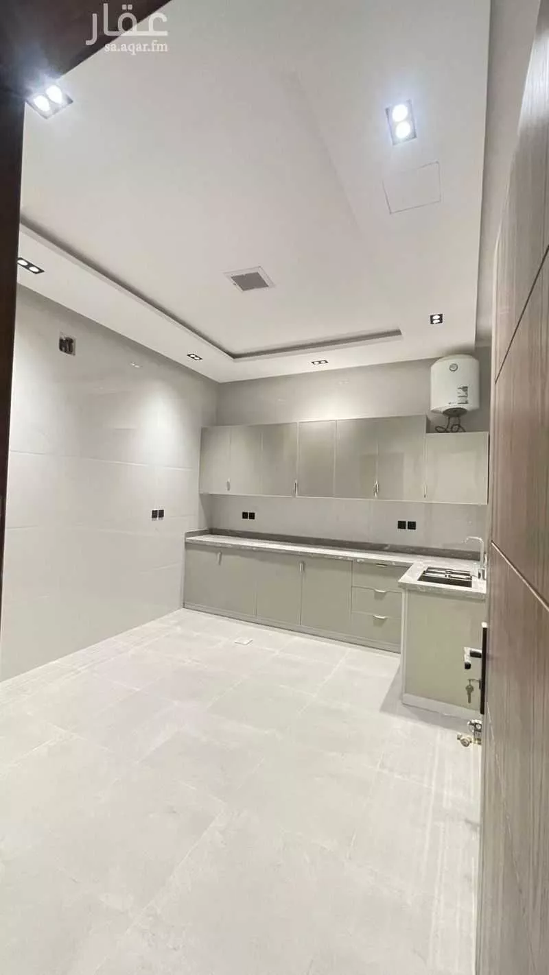 28 bedroom building in Jarir, Riyadh 21