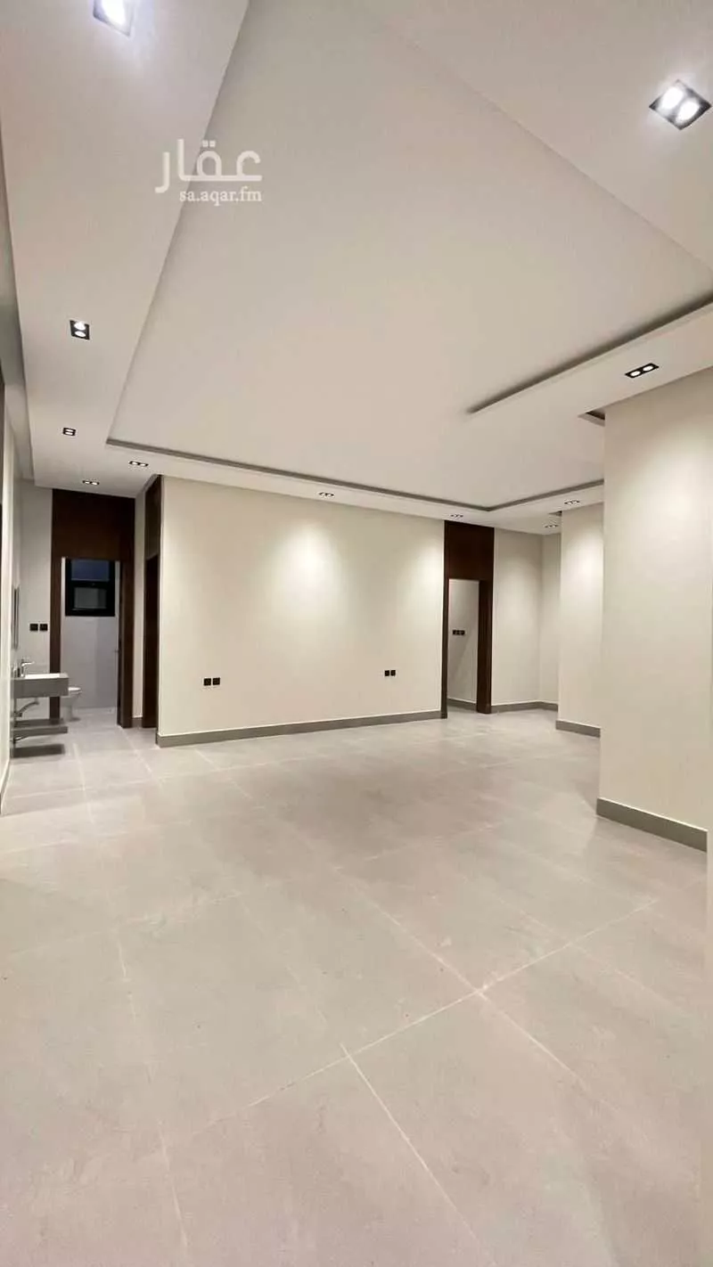 28 bedroom building in Jarir, Riyadh 22