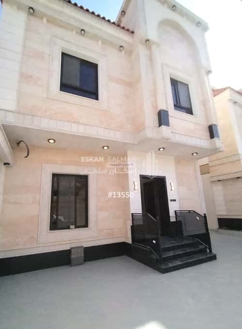 9 bedroom villa in Al Difa 7