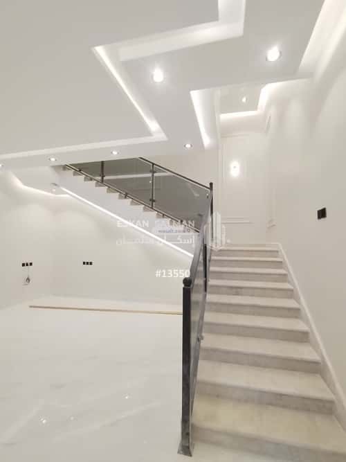 9 bedroom villa in Al Difa 5