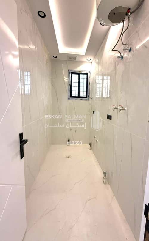 9 bedroom villa in Al Difa 6