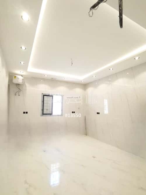 9 bedroom villa in Al Difa 3