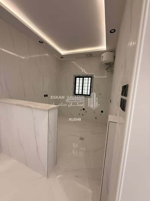 9 bedroom villa in Al Difa 10