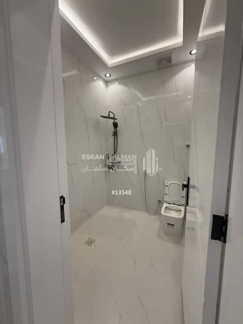 9 bedroom villa in Al Difa 12