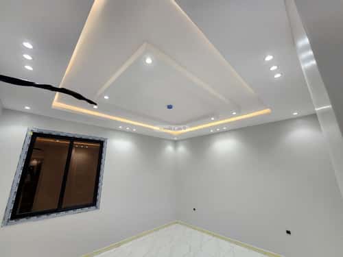 5 bedroom apartment in King Fahd 7