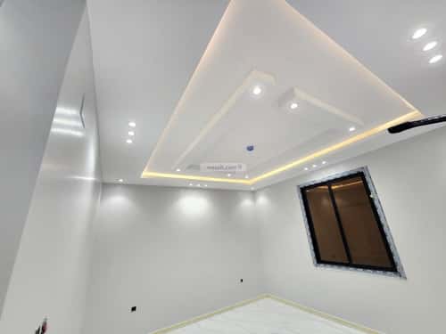 5 bedroom apartment in King Fahd 5