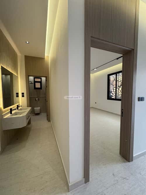 5 bedroom apartment in Al Difa 5