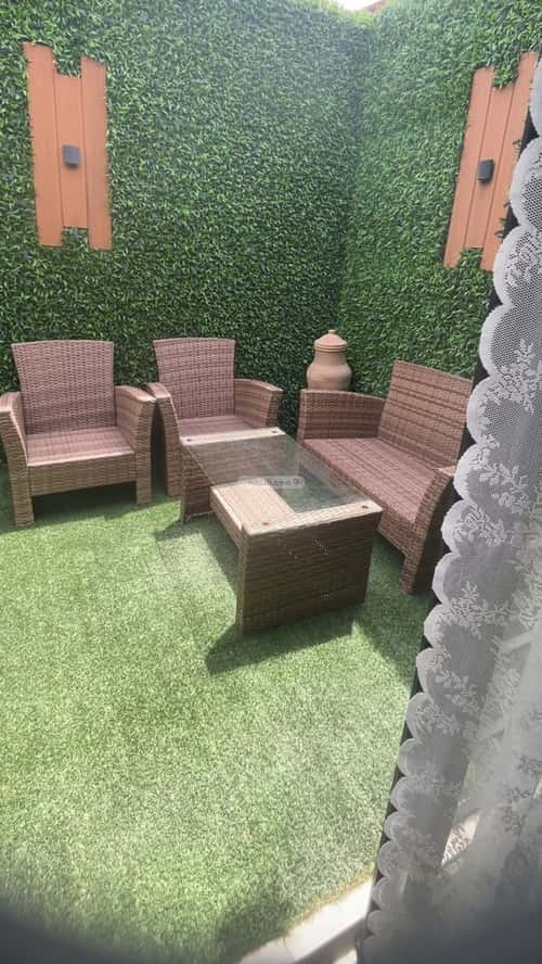 4 bedroom apartment in Bani Bayadah 5