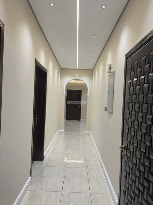 4 bedroom apartment in Wadi Mudhainib 3
