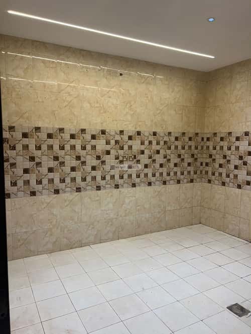 4 bedroom apartment in Wadi Mudhainib 9