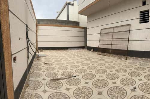 7 bedroom floor in Abu Sidr 1