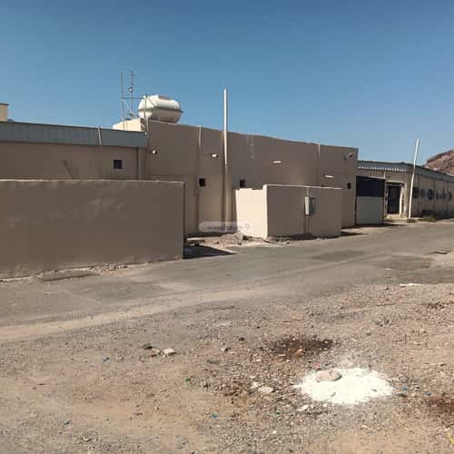 6 bedroom floor in Wairah 4