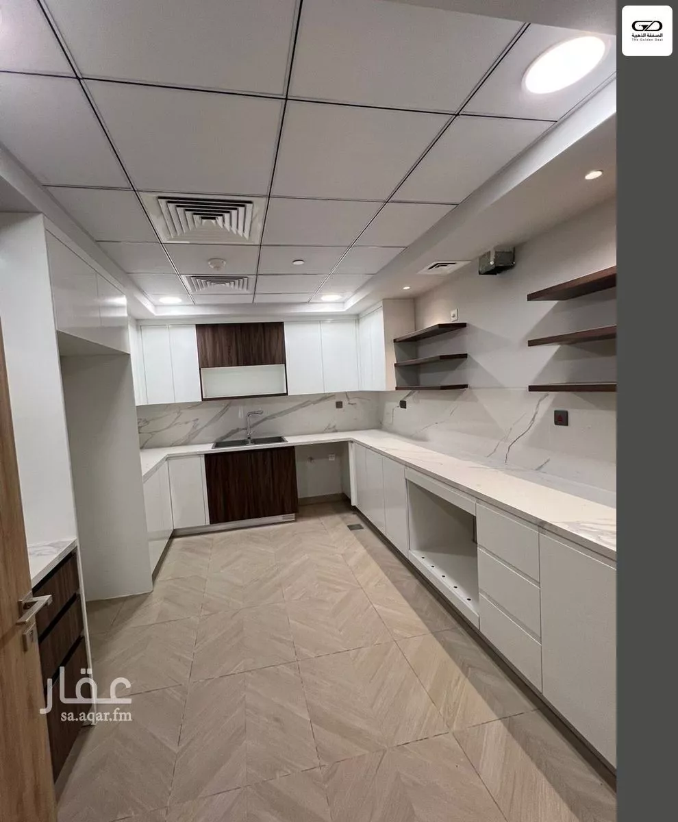 3 bedroom apartment in Al Salamah 5
