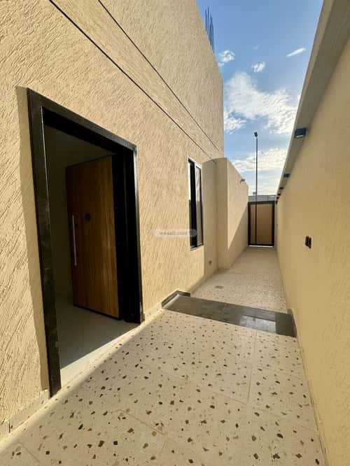 4 bedroom floor in Abu Markha 5