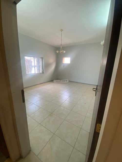 5 bedroom villa in Al Iskan 14