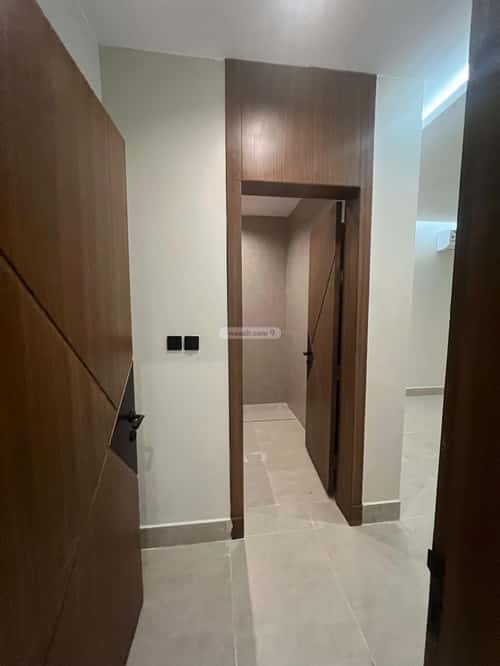 6 bedroom apartment in Ash Shulah 9