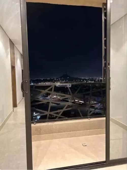 4 bedroom apartment in Ash Shulah 5