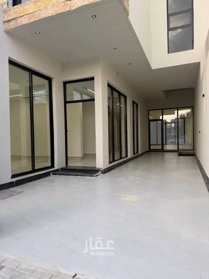 5 bedroom villa in Al Narjis 3