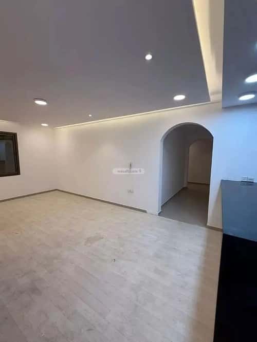 3 bedroom apartment in Al Muntazah 5