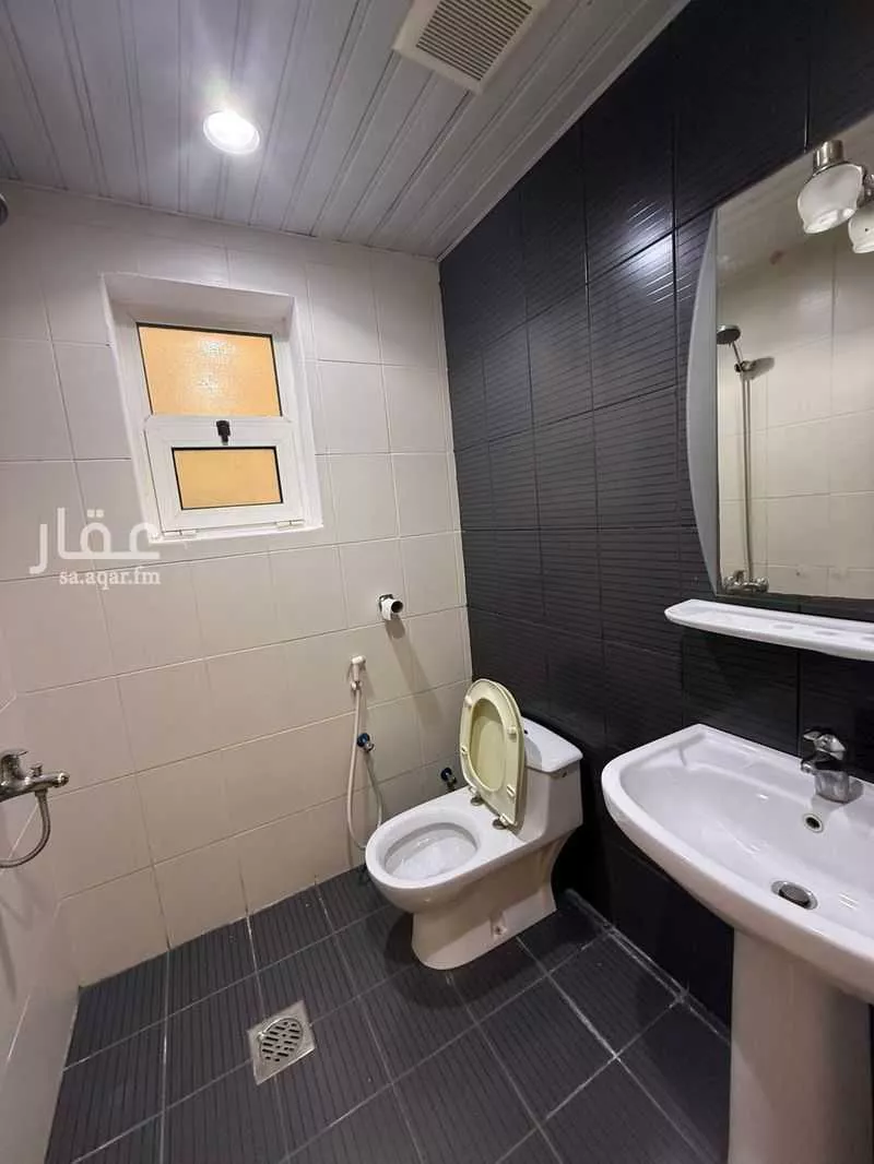 3 bedroom apartment in Hajar, Eastern Province 9