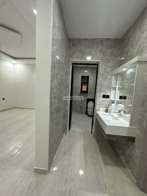 6 bedroom floor in Dahiat King Fahd 2