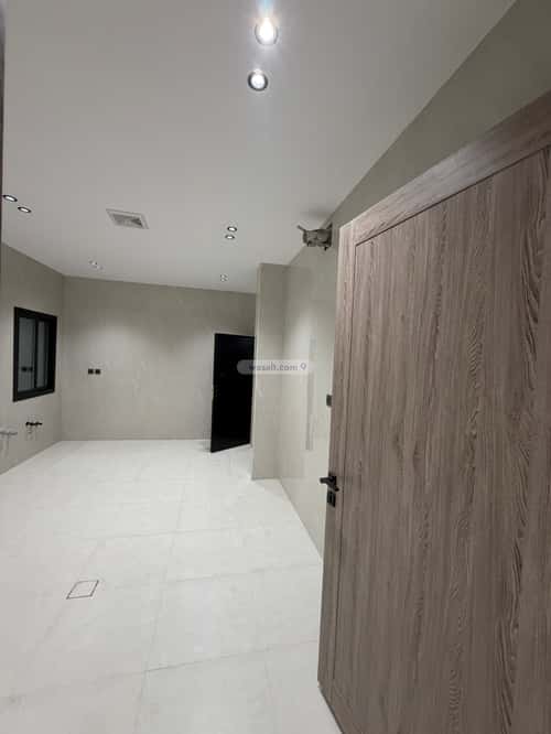 8 bedroom villa in Uhud 10