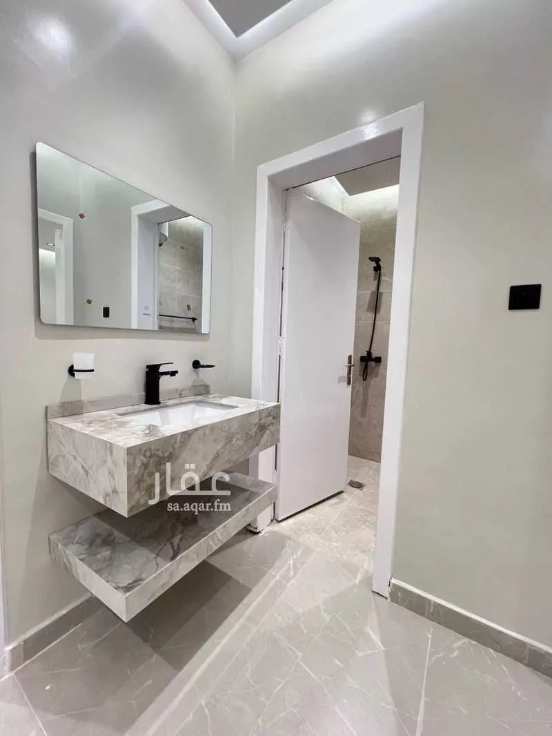 4 bedroom apartment in Al Malqa, Riyadh 7