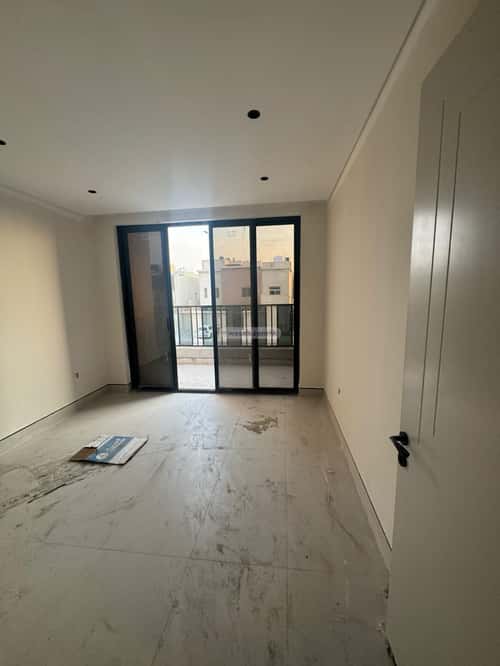 5 bedroom apartment in Al Manar 1