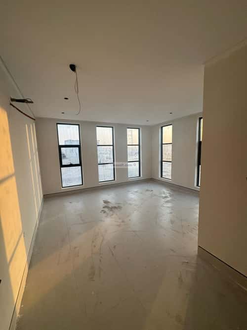5 bedroom apartment in Al Manar 6