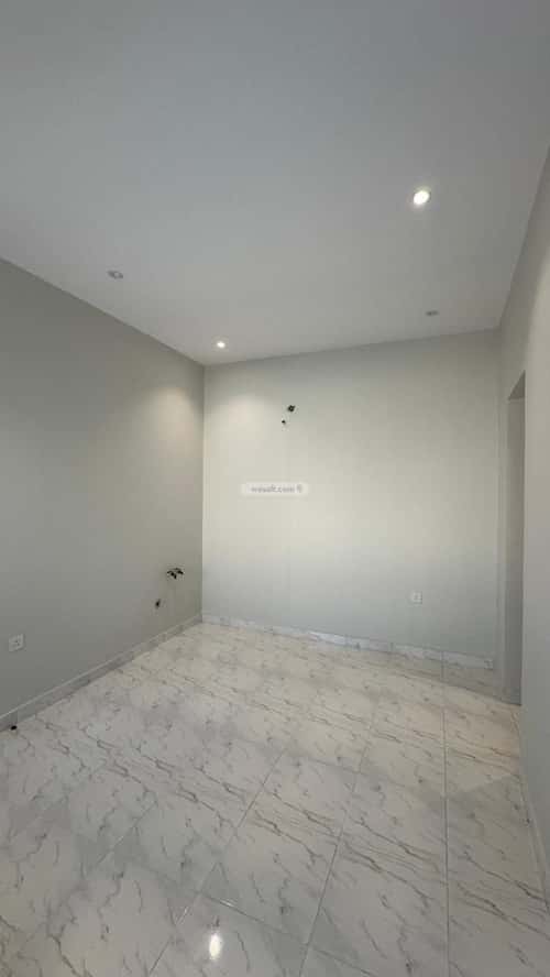6 bedroom villa in Ash Shulah 9