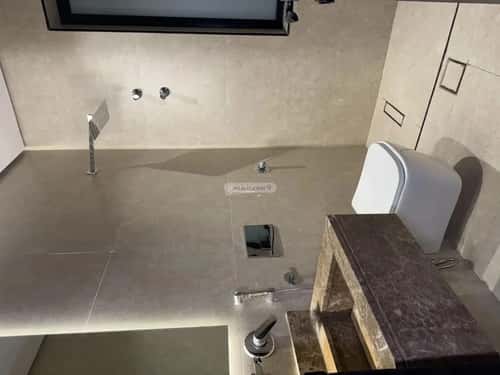 5 bedroom apartment in Dahiat King Fahd 2