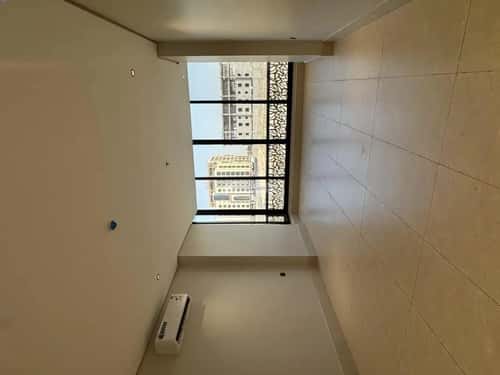 5 bedroom apartment in Dahiat King Fahd 4