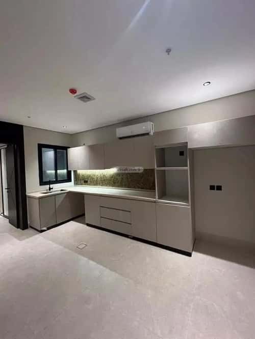 5 bedroom apartment in Dahiat King Fahd 3