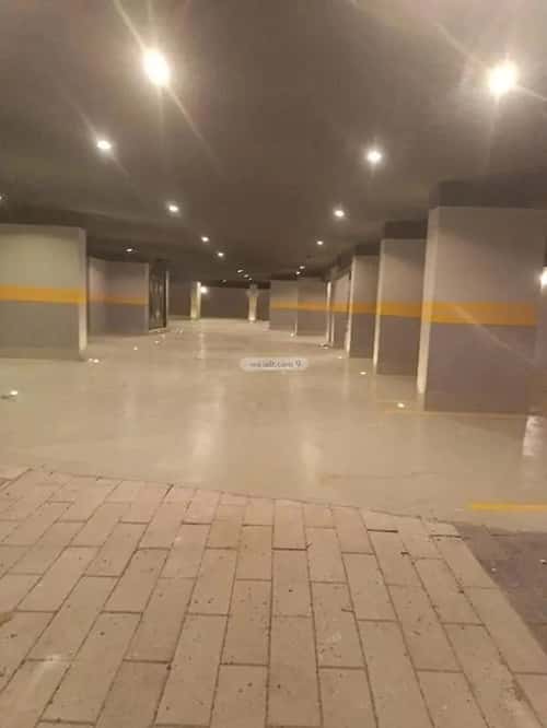 6 bedroom apartment in Dahiat King Fahd 13