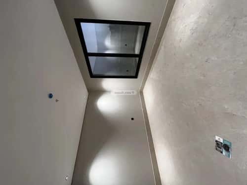 5 bedroom apartment in Dahiat King Fahd 4