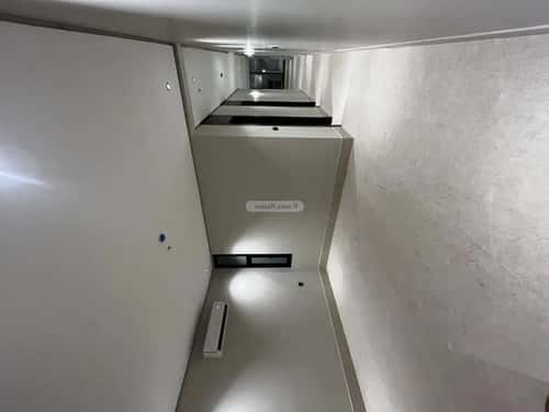 5 bedroom apartment in Dahiat King Fahd 5