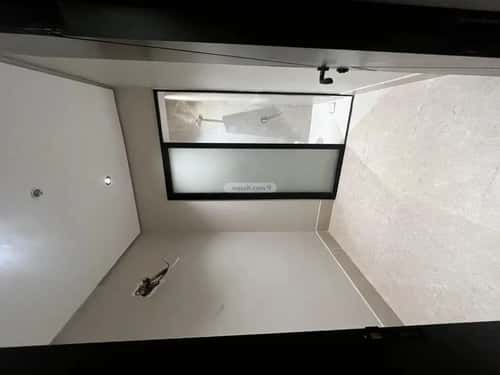 5 bedroom apartment in Dahiat King Fahd 3