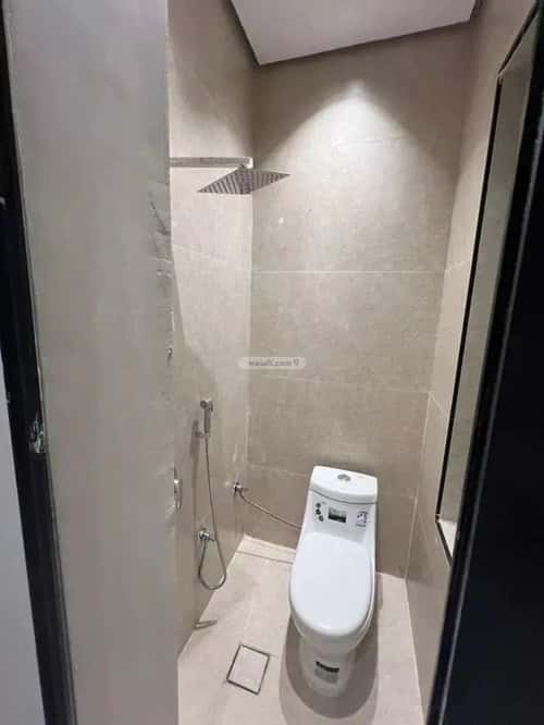 5 bedroom apartment in Dahiat King Fahd 1