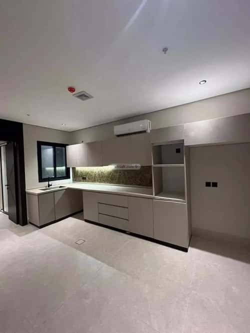 5 bedroom apartment in Dahiat King Fahd 4
