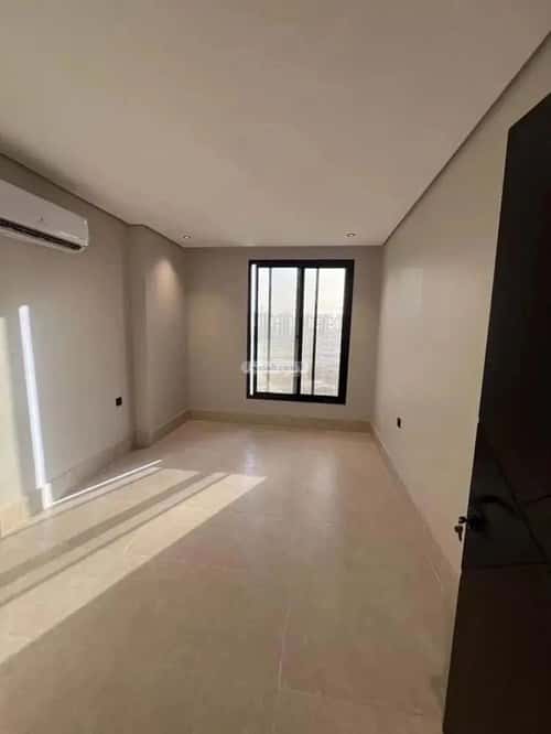 شقة 6 غرف في ضاحية الملك فهد 4