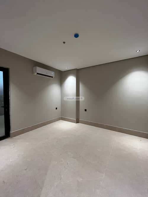 5 bedroom apartment in Dahiat King Fahd 11