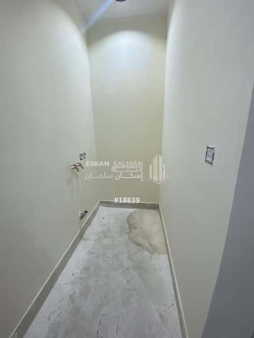 5 bedroom apartment in Badr 4