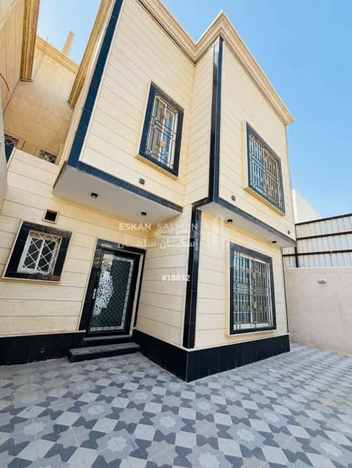 9 bedroom villa in Abdullah Fuad 11