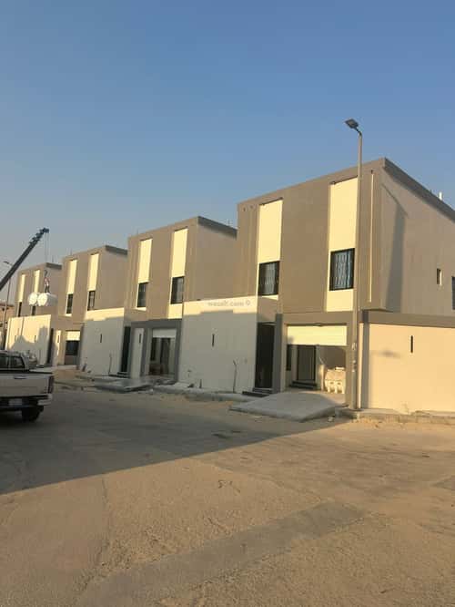 فيلا 7 غرف في أحد 5