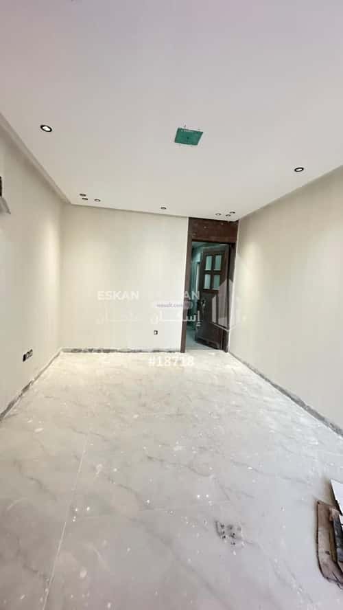 3 bedroom apartment in Dahiat King Fahd 4