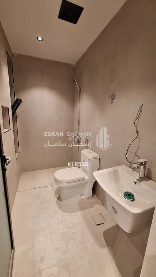 4 bedroom apartment in Al Wahah, Eastern Province 7