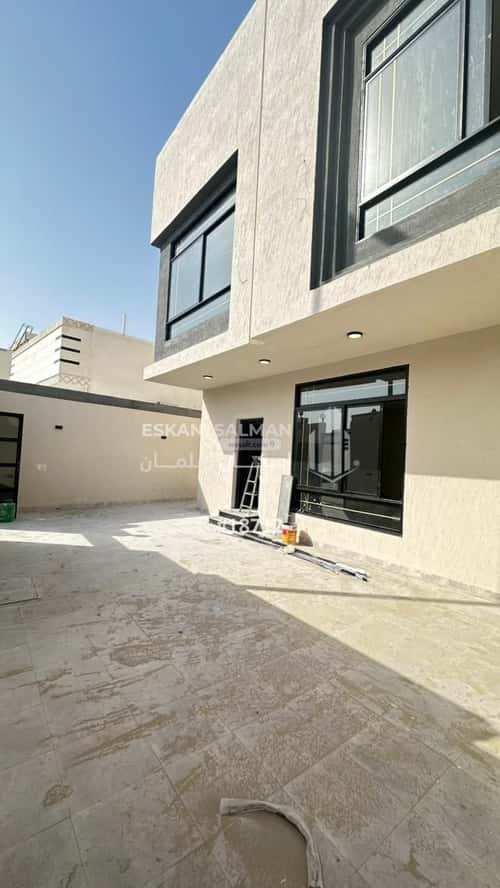 6 bedroom floor in Dahiat King Fahd 6